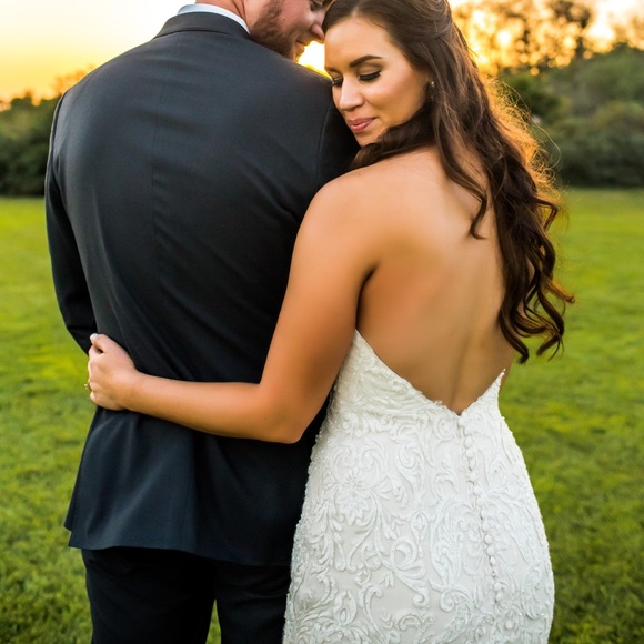 Wedding Dress - Picture 7 of 7